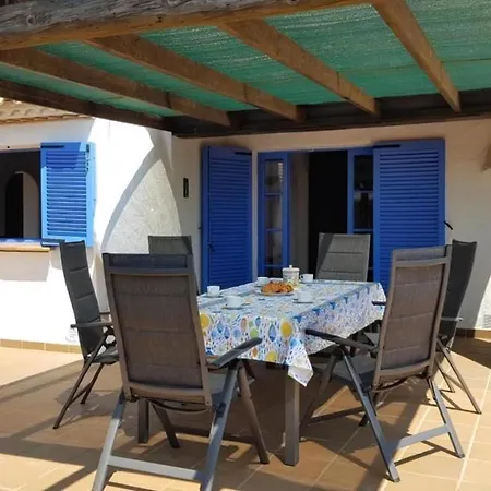 Haus Mit Gemeinschaftsbadewanne In Torroella Montgri Holiday home
